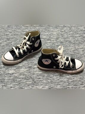 Converse Classic High Top Sneakers Size Youth 12